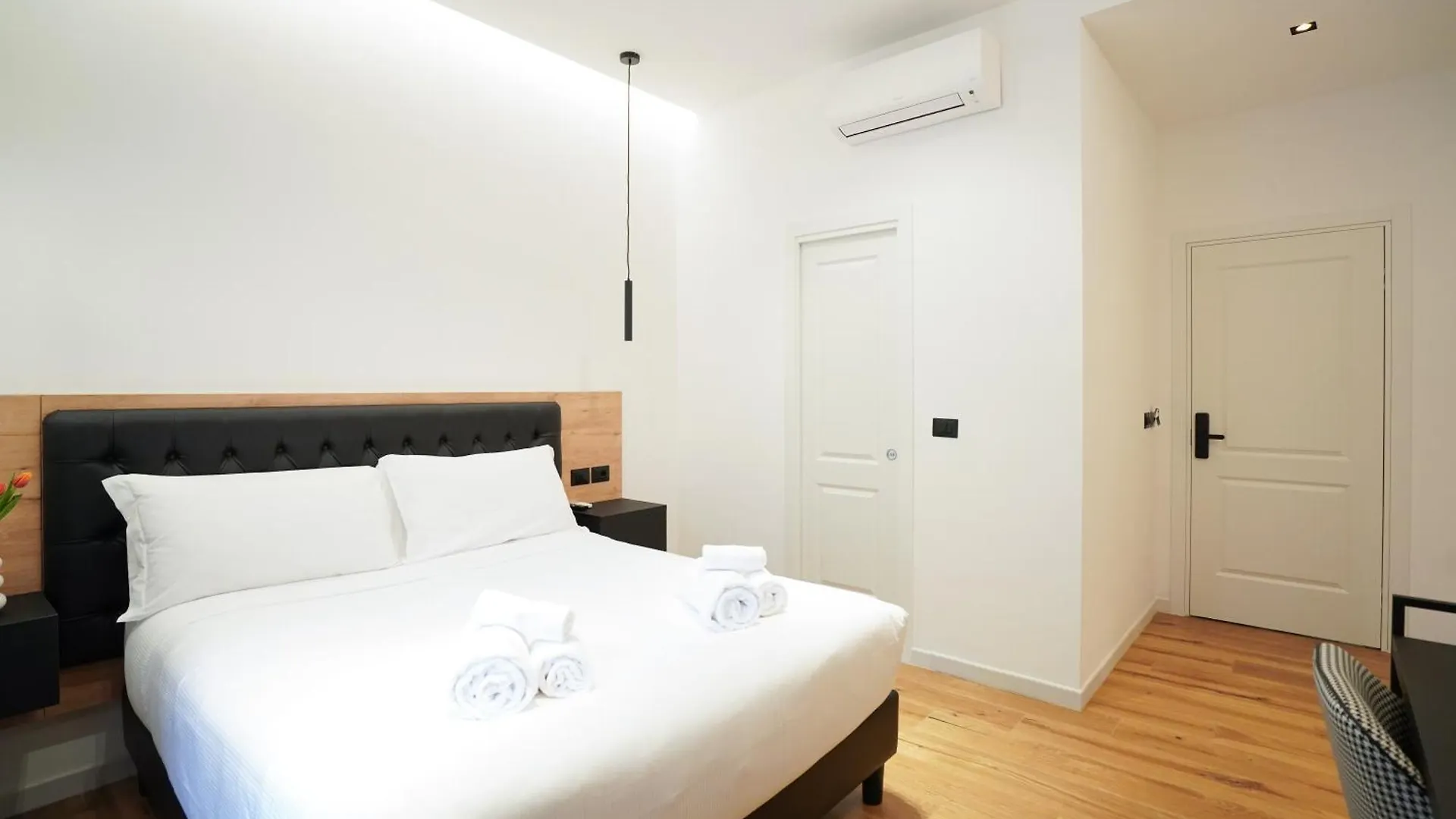 Guest house No Man'S Land Guesthouse Rome