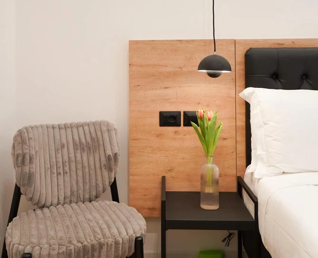 Guest house No Man'S Land Guesthouse Rome Italy